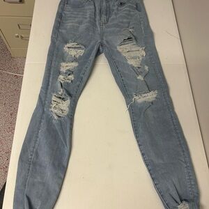 American Eagle Outfitters Light Blue Distressed Boyfriend Jeans